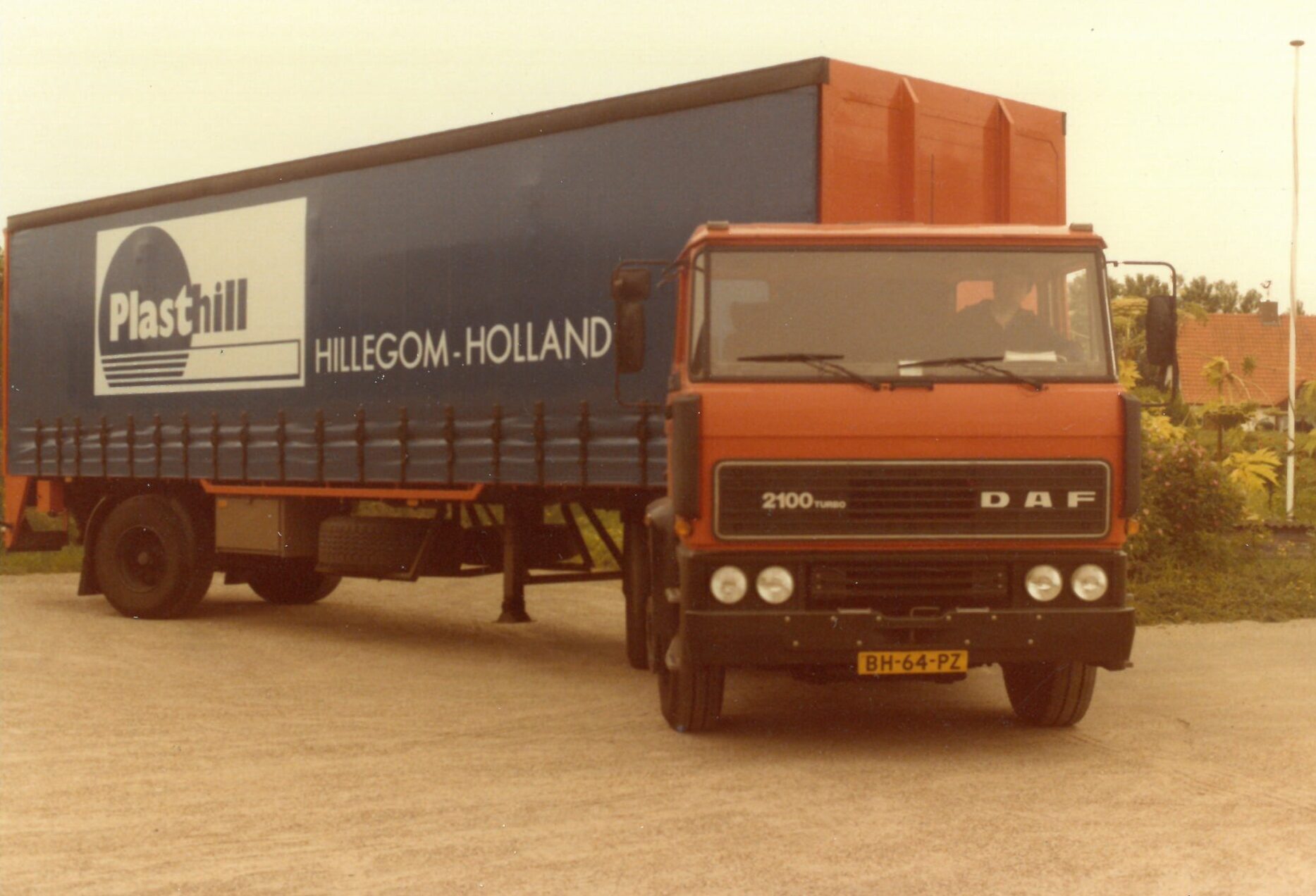 Vrachtwagen Plasthill 1984