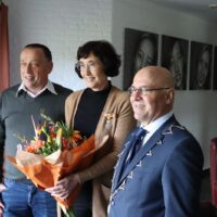Joan Hanegraaf, Rita Hanegraaf en burgemeester Kees van Rooij Meierijstad