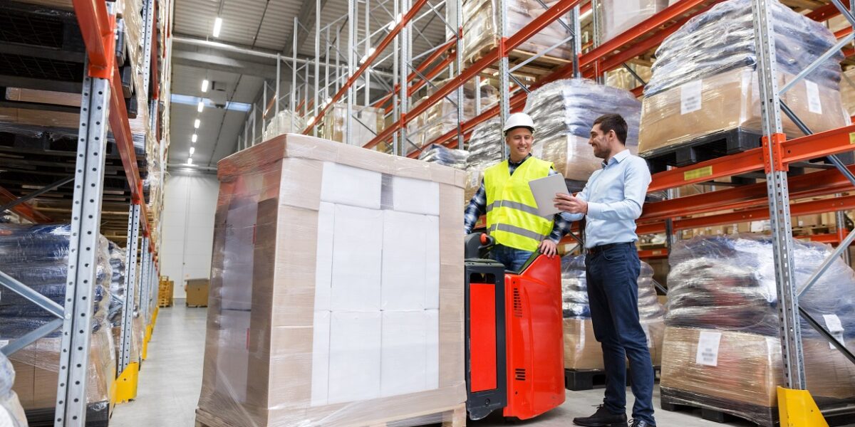 Logistiek manager employer branding warehouse vacature shutterstock 1077995528 klein