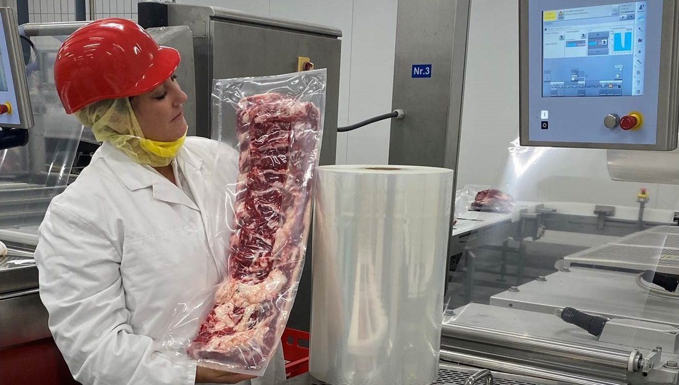 Hélen vd Sprong vleesproductie closup