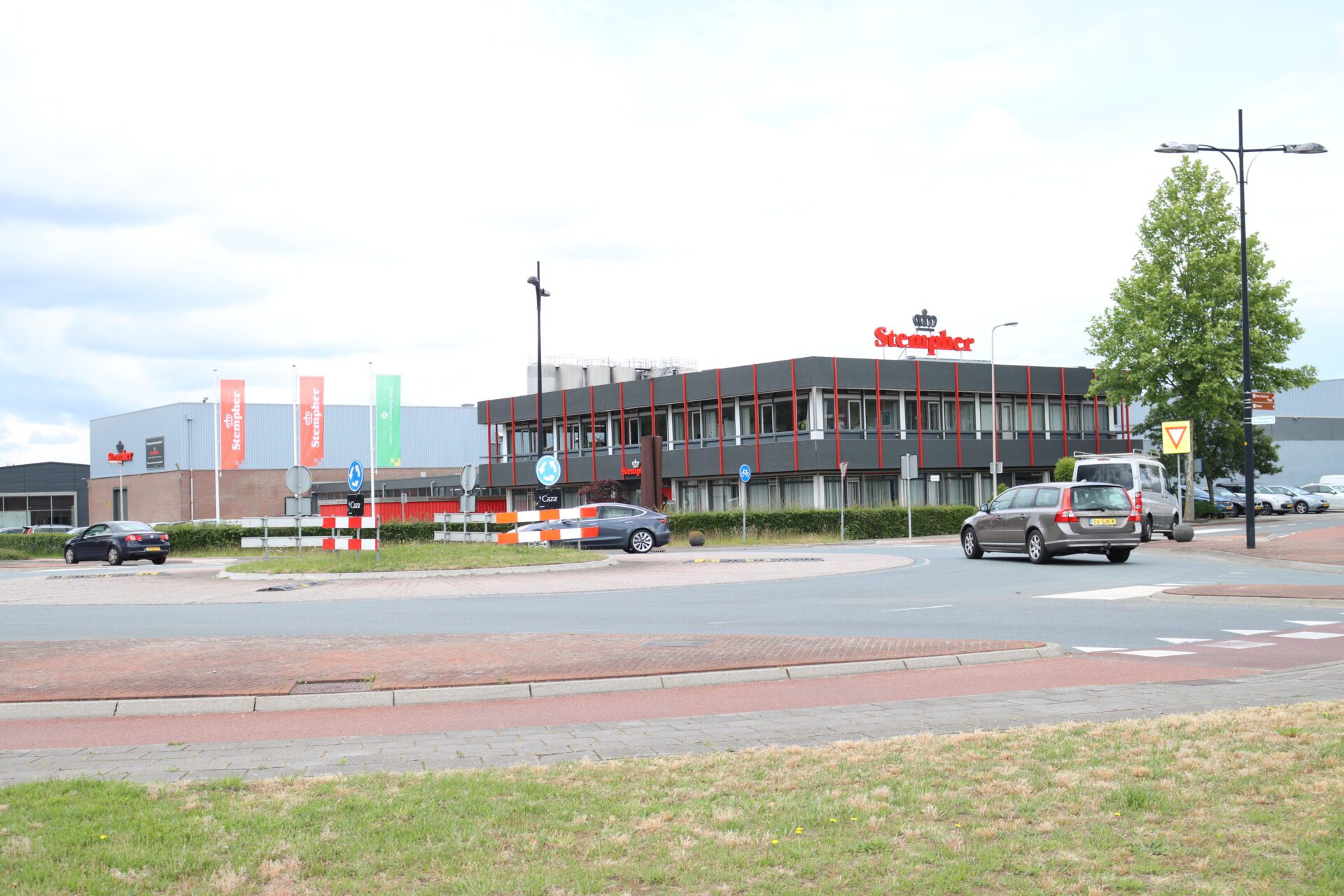 Voorzijde Stempher PE vanaf rotonde